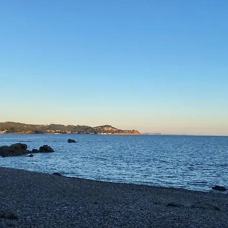 A 80m De La Avec Piscine La Seyne-sur-Mer